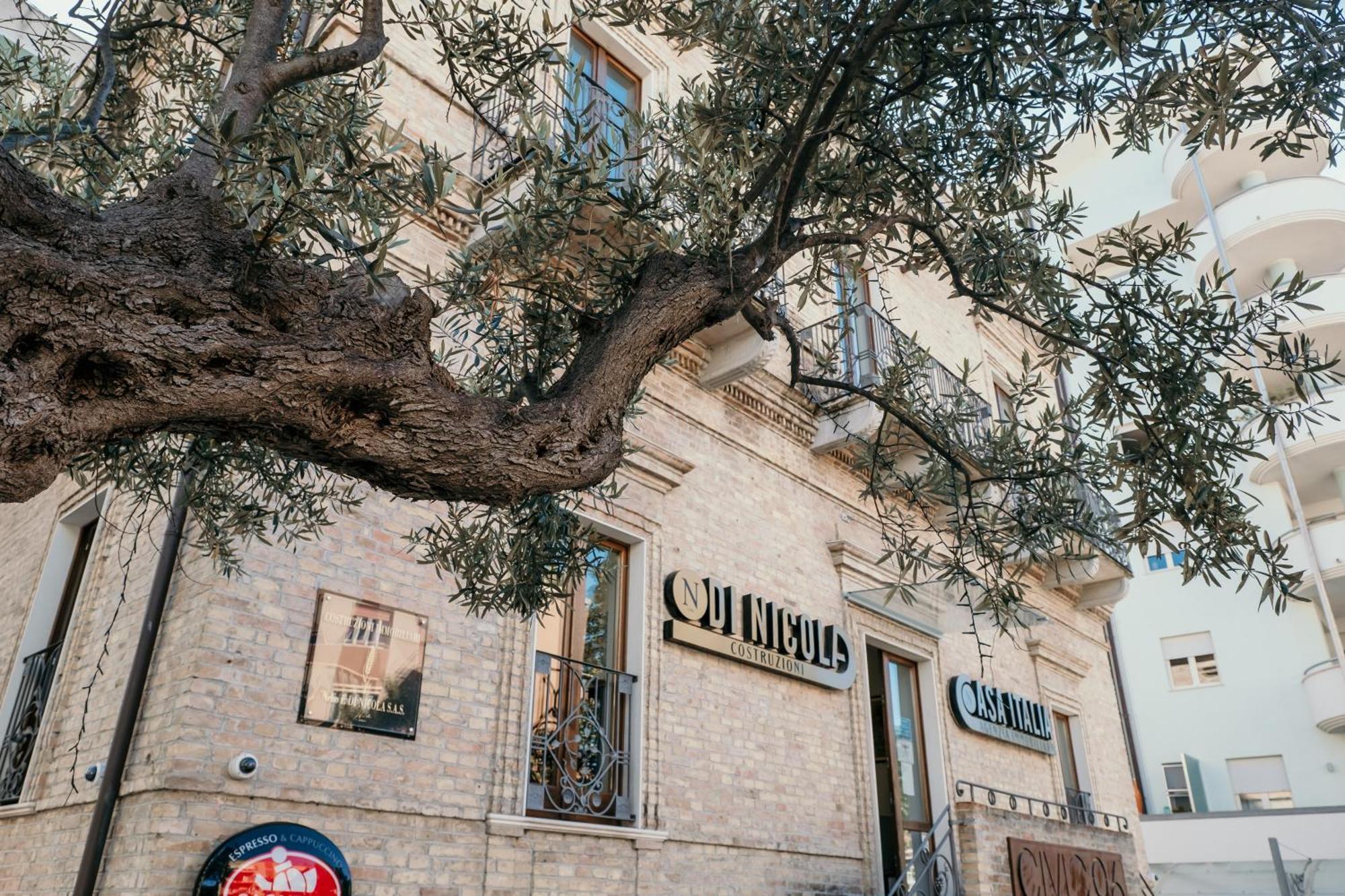 B&B Palazzo Storico Di Nicola Pescara Exterior photo